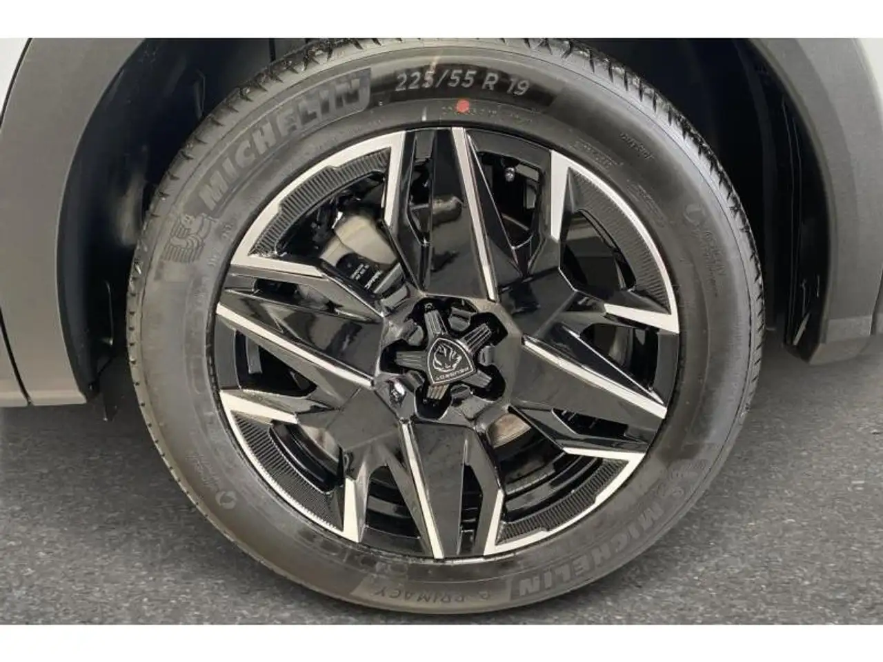 Peugeot 5008 GT* GPS Caméra 7places 145 PK HYBRID 20