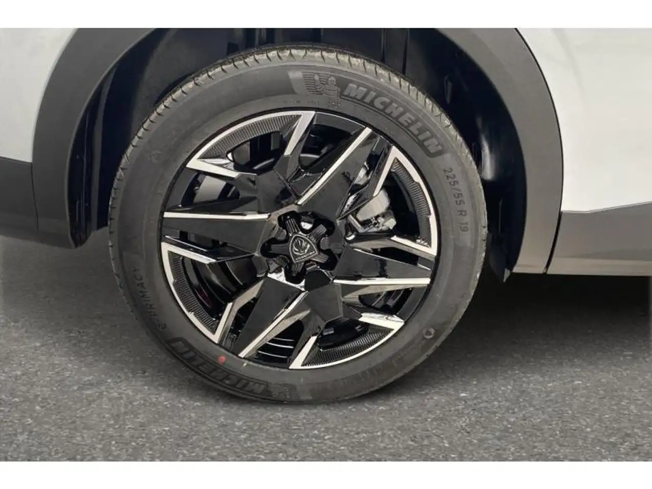 Peugeot 5008 GT* GPS Caméra 7places 145 PK HYBRID 23