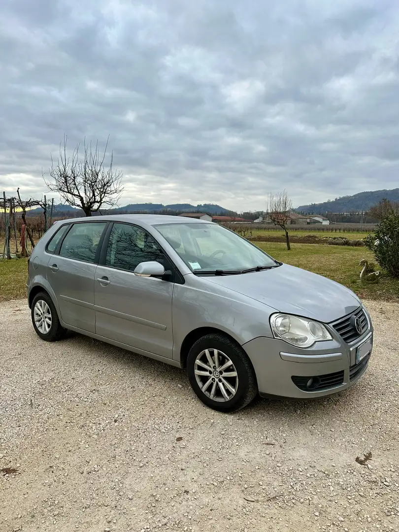 Volkswagen Polo 5p 1.4 Sportline 80cv NEOPATENTATI - 1