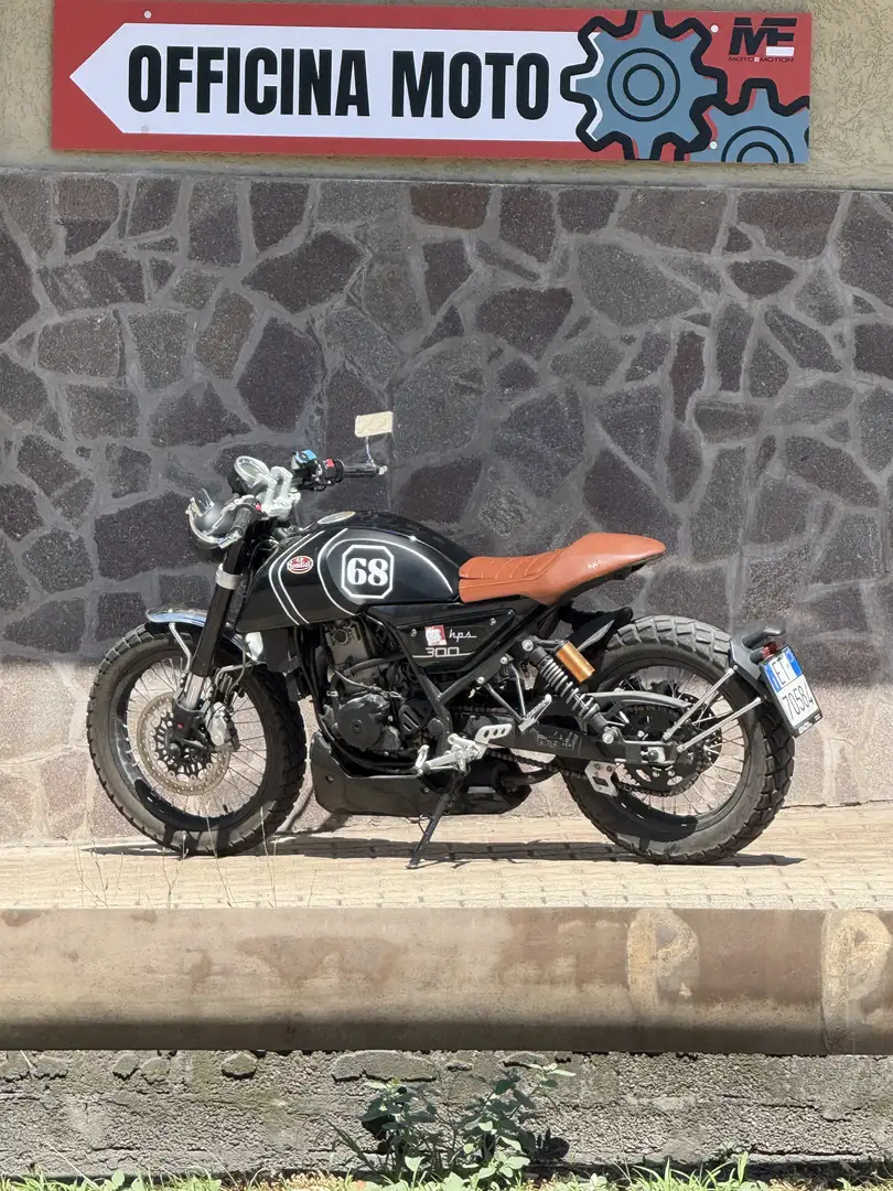 Mondial HPS 300i top - 1