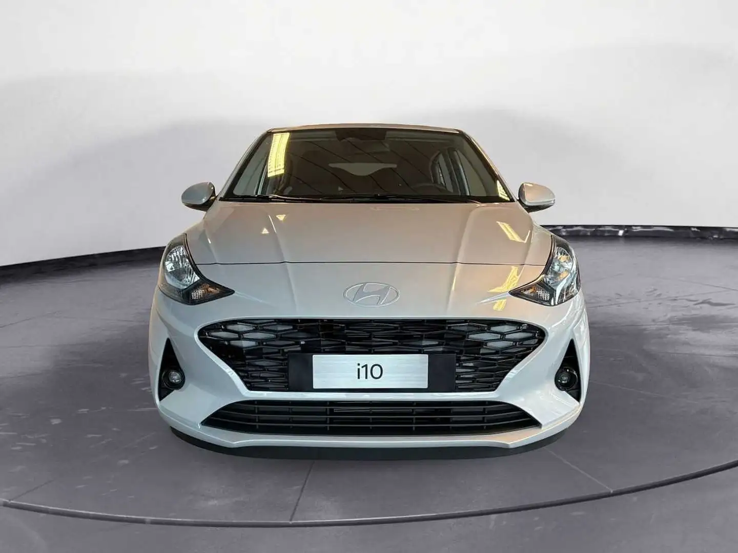 Hyundai i10 3ª serie 1.0 MPI Connectline Gris - 2