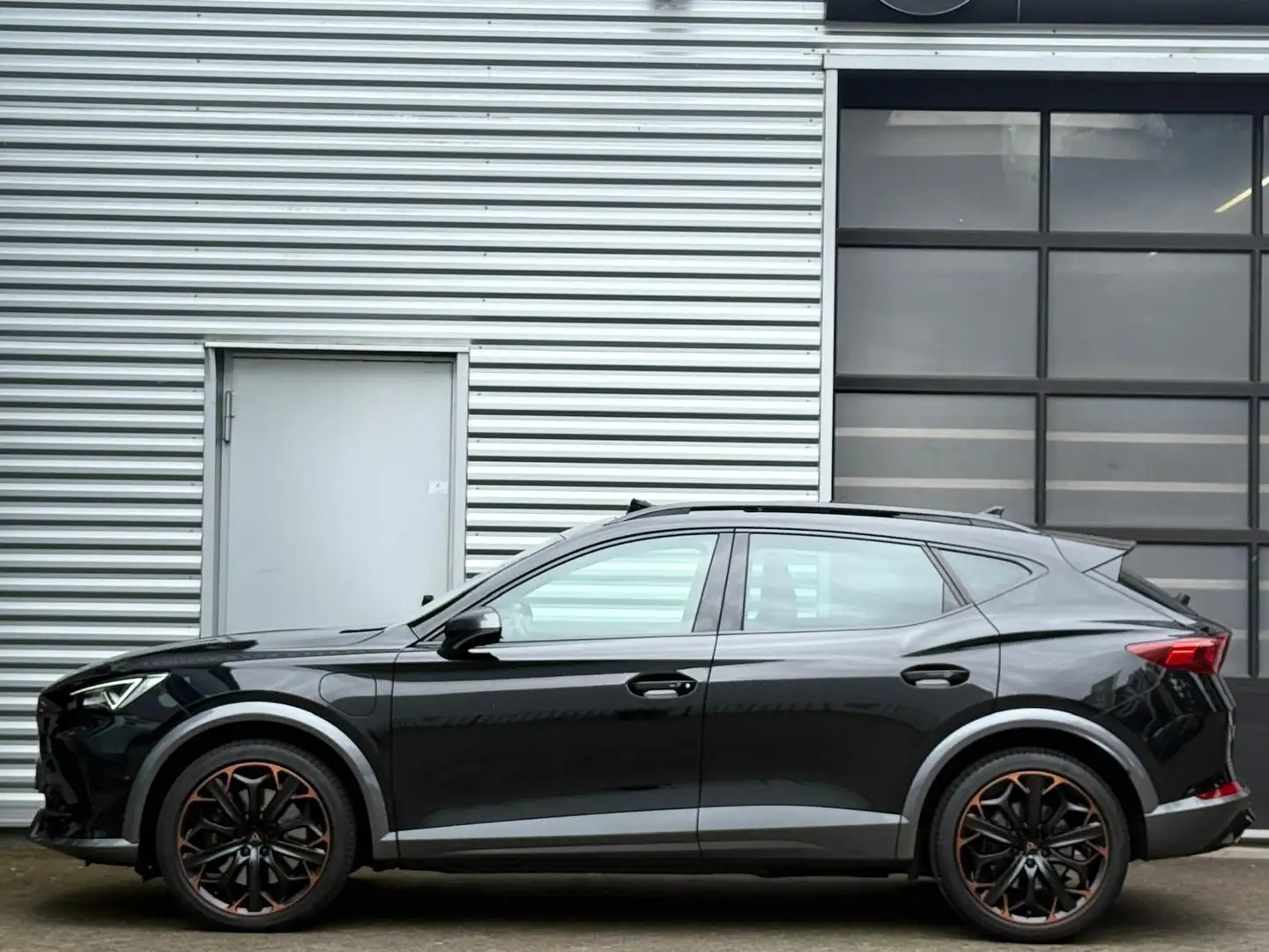CUPRA Formentor 1.4 e-Hybrid VZ|Pano|Camera|Memory|Sfeerverlichtin Zwart - 2