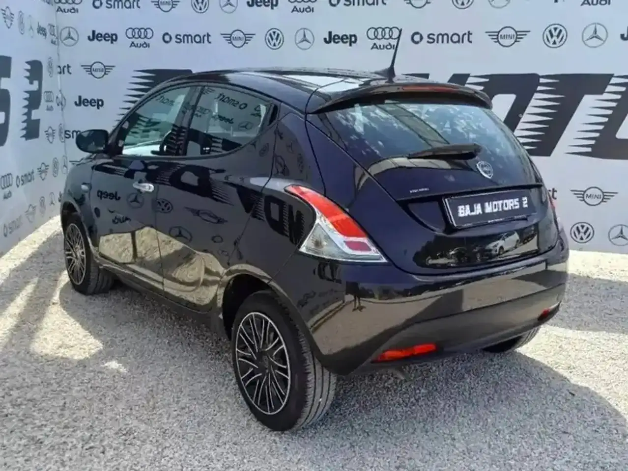 Lancia Ypsilon 2024 — фото 6