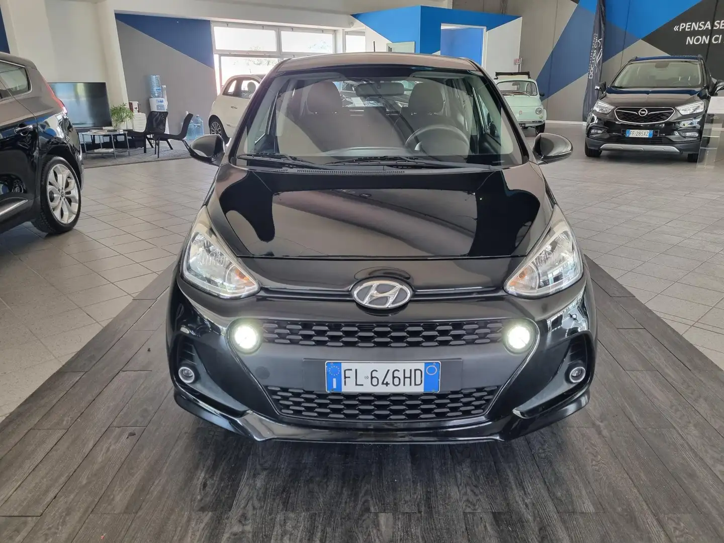Hyundai i10 I10 1.0 Style Nero - 2