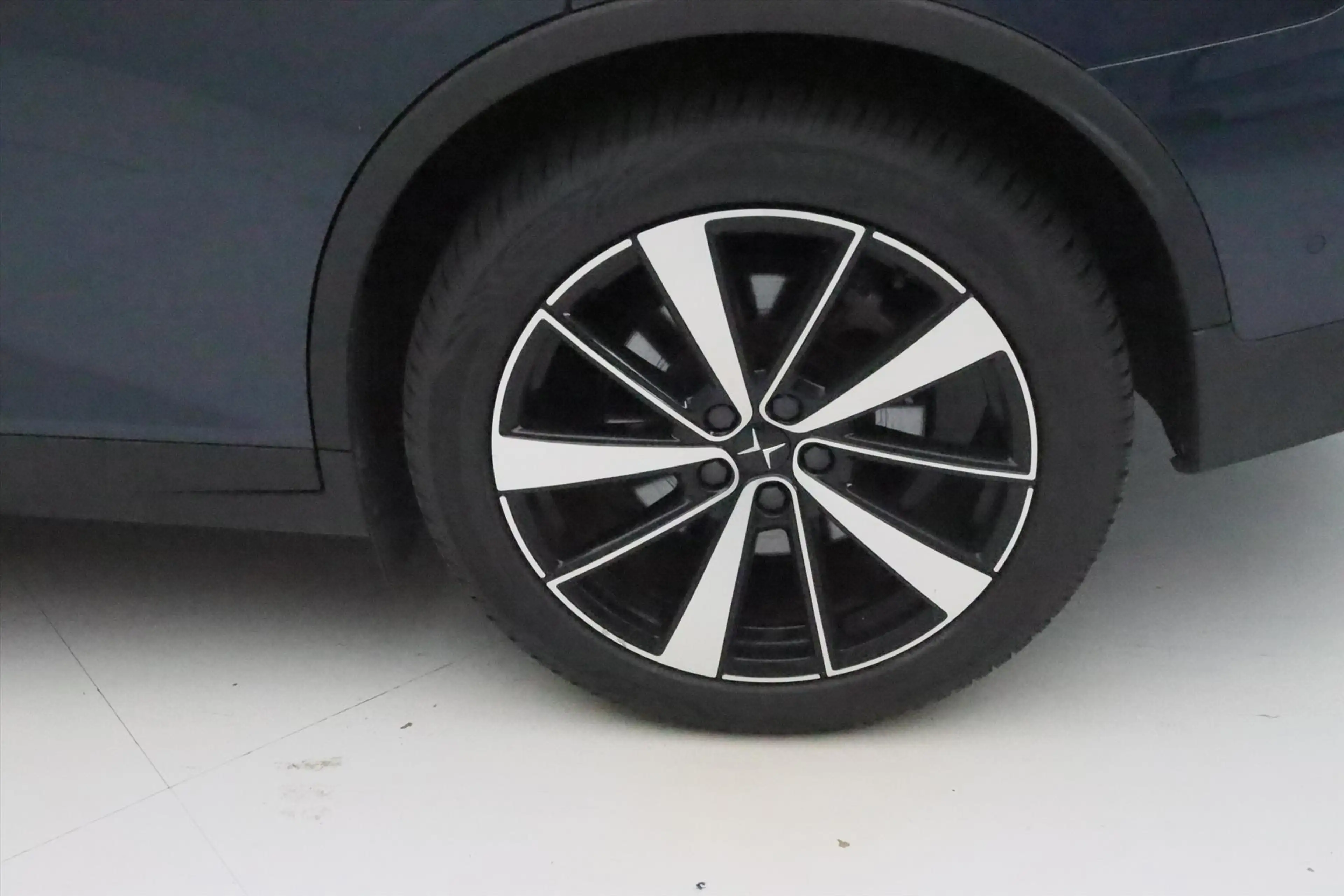 Polestar 2 Long Range Single Motor 231PK 92% SoH [ CARPLAY+19 — photo 11