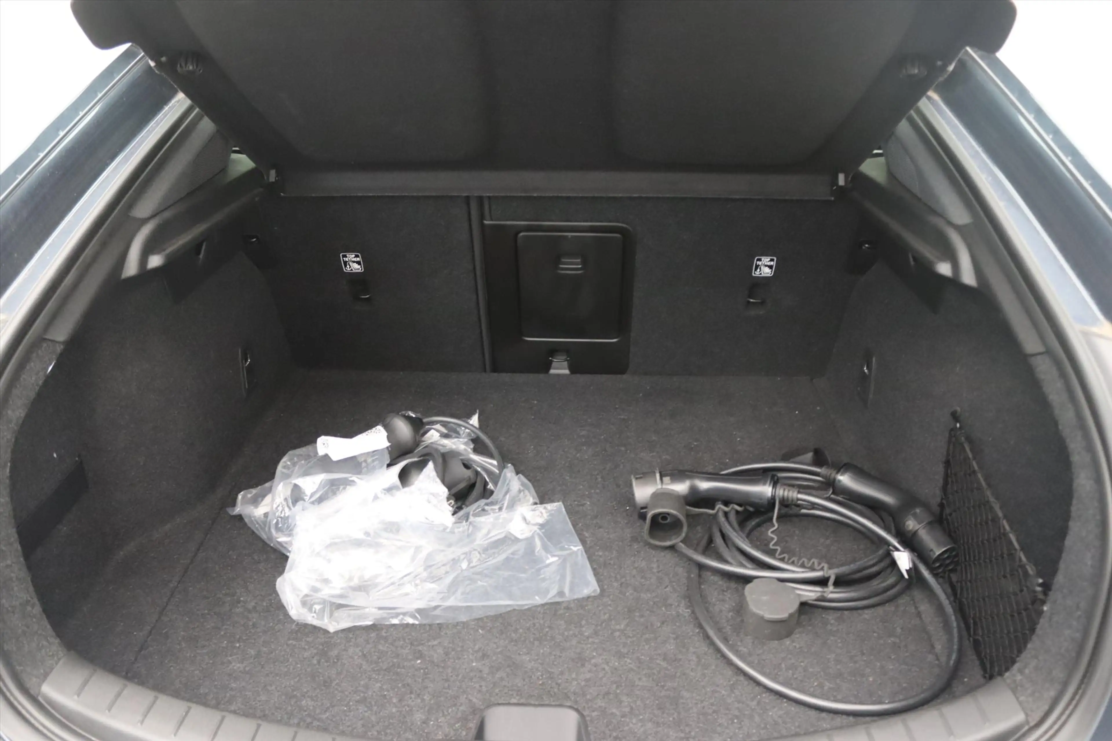 Polestar 2 Long Range Single Motor 231PK 92% SoH [ CARPLAY+19 — photo 25