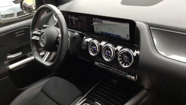 Mercedes-Benz B Class view 10
