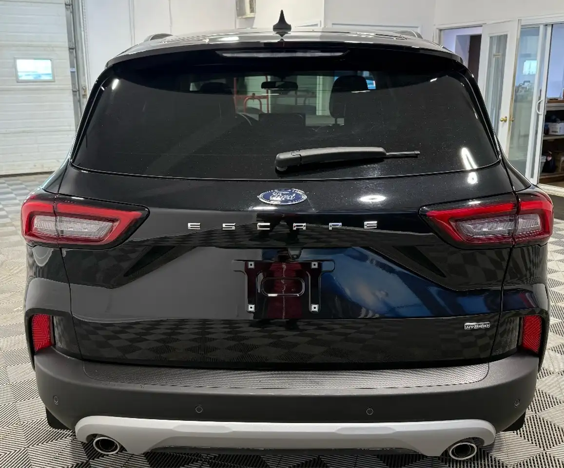 Ford Escape снимка Ford Escape