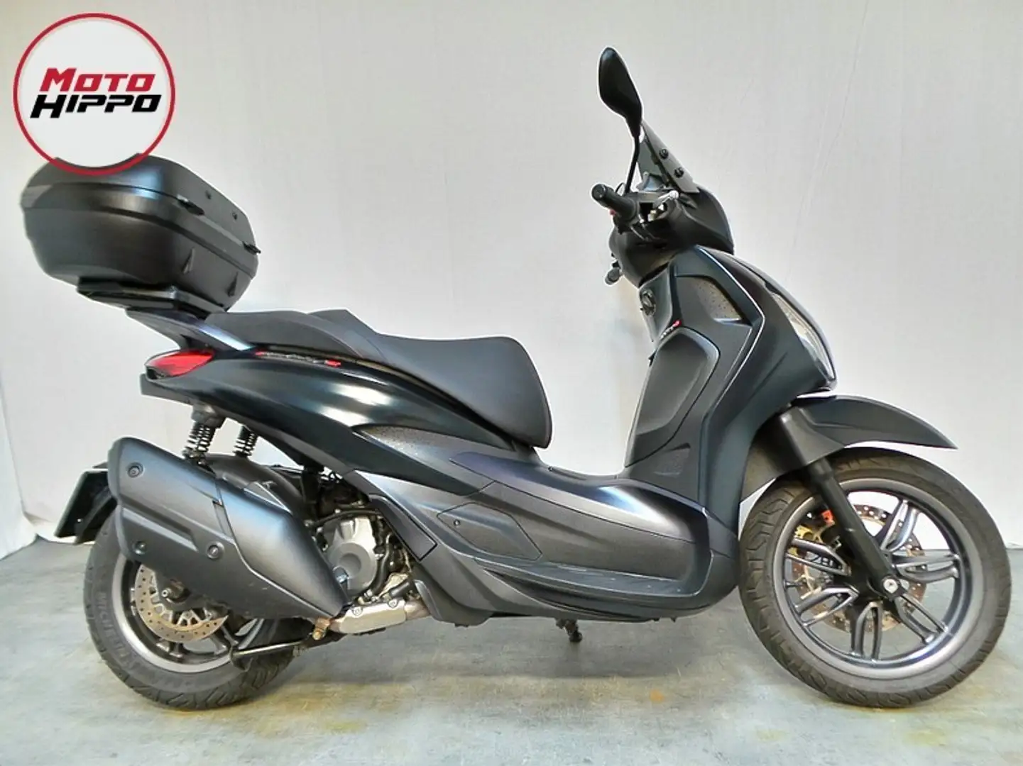 Piaggio Beverly 400 S HPE Zwart - 2