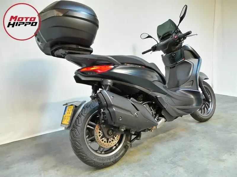 Piaggio Beverly 400 - foto 3