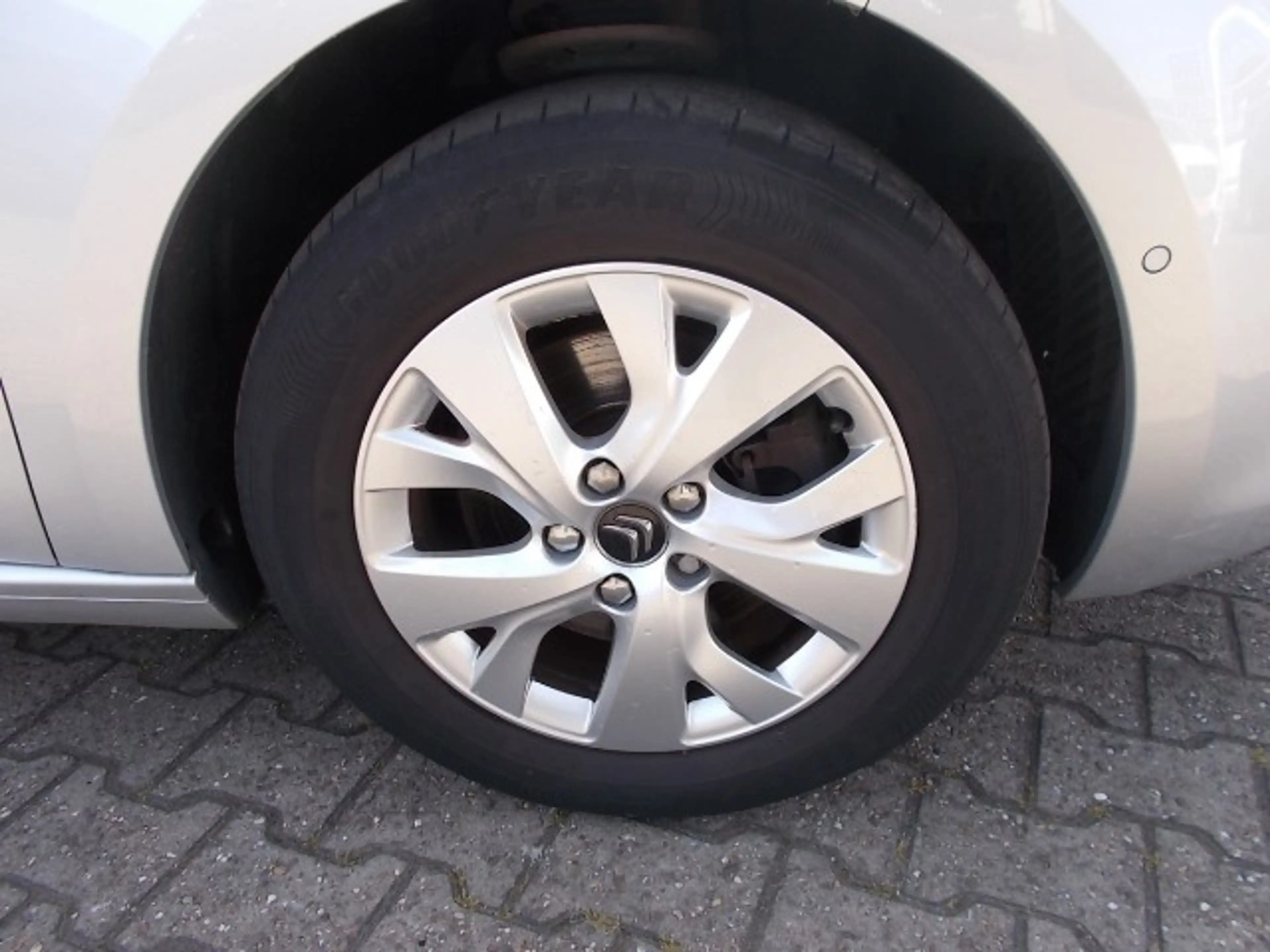 Citroen C4 Picasso Selection 1.6 THP, AHK Navi Park Assistent — photo 9