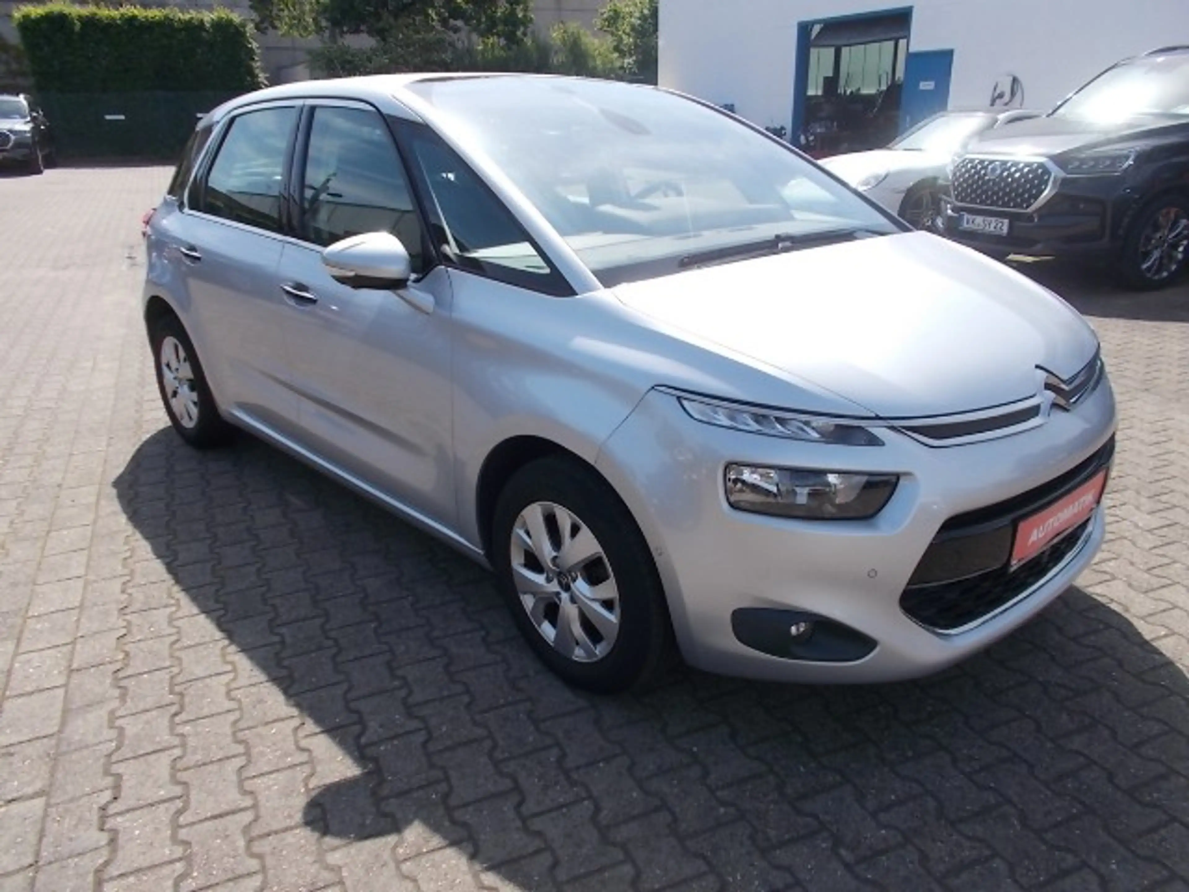 Citroen C4 Picasso Selection 1.6 THP, AHK Navi Park Assistent — photo 3