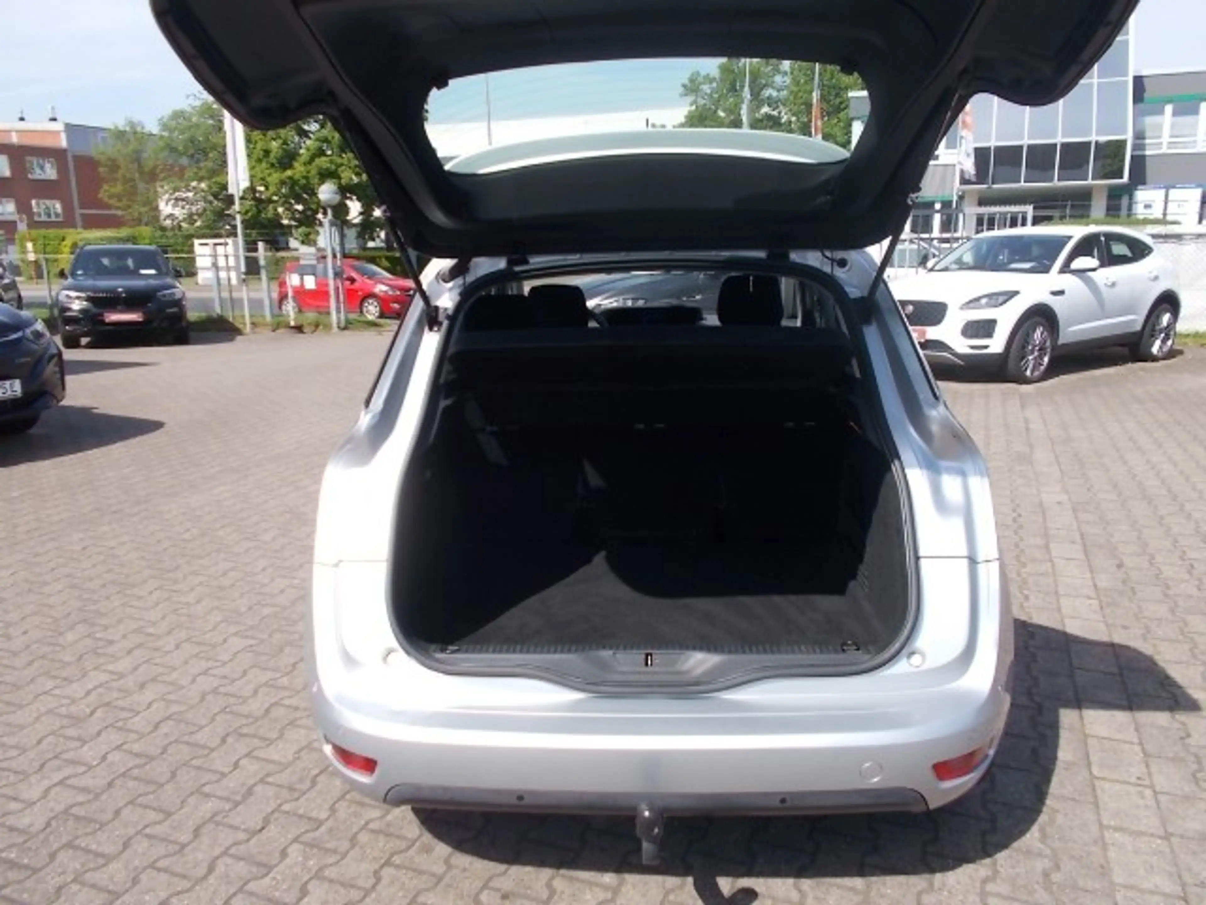 Citroen C4 Picasso Selection 1.6 THP, AHK Navi Park Assistent — photo 12