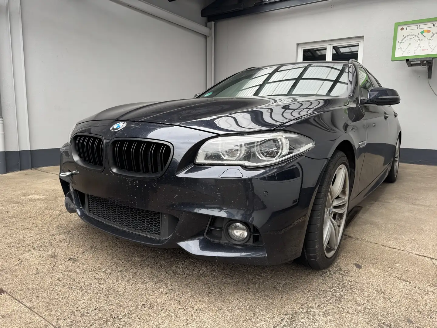 BMW 535 535d xDrive Touring Sport-Aut. Luxury Line - 1