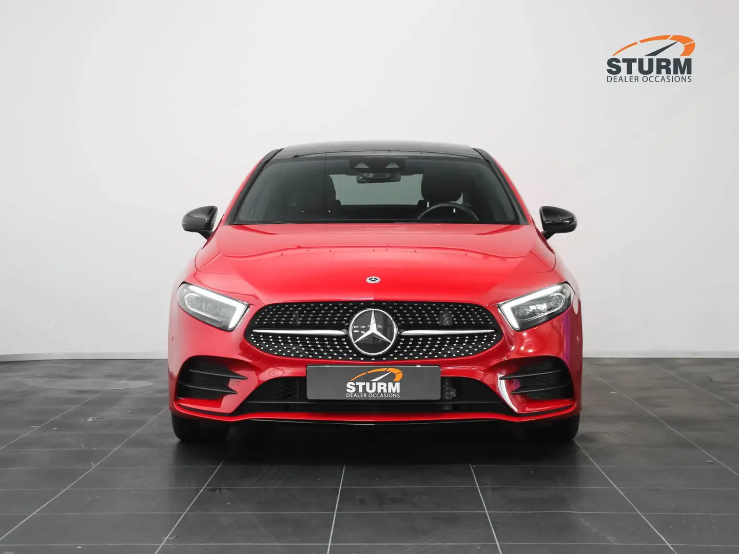 Mercedes-Benz A 220 Premium Plus | Panoramadak | Geheugenstoelen | Sto Rood - 2