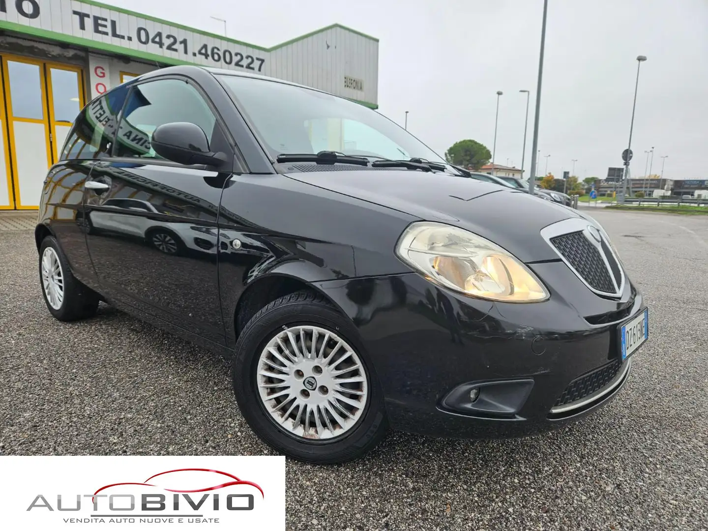 Lancia Ypsilon 1.2 Oro/cinghia + frizione + freni nuovi! Nero - 1