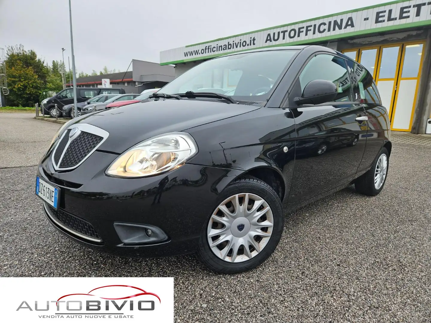 Lancia Ypsilon 1.2 Oro/cinghia + frizione + freni nuovi! Nero - 2