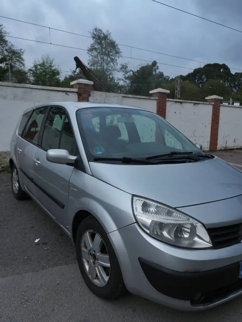 Renault Grand Scenic Grand Scénic 1.6 16v Exception 115 Exception Plateado - 2