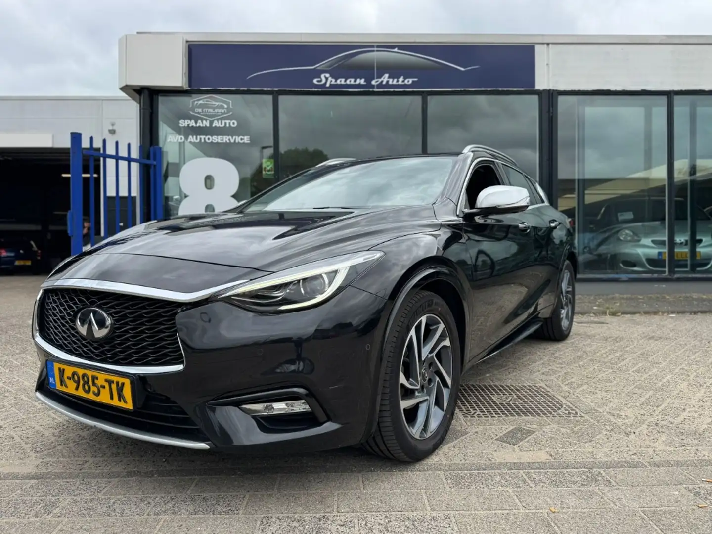 Infiniti Q30 1.6t Sport | 360 CAM | PANO | BOSE | AUT7 Nero - 1