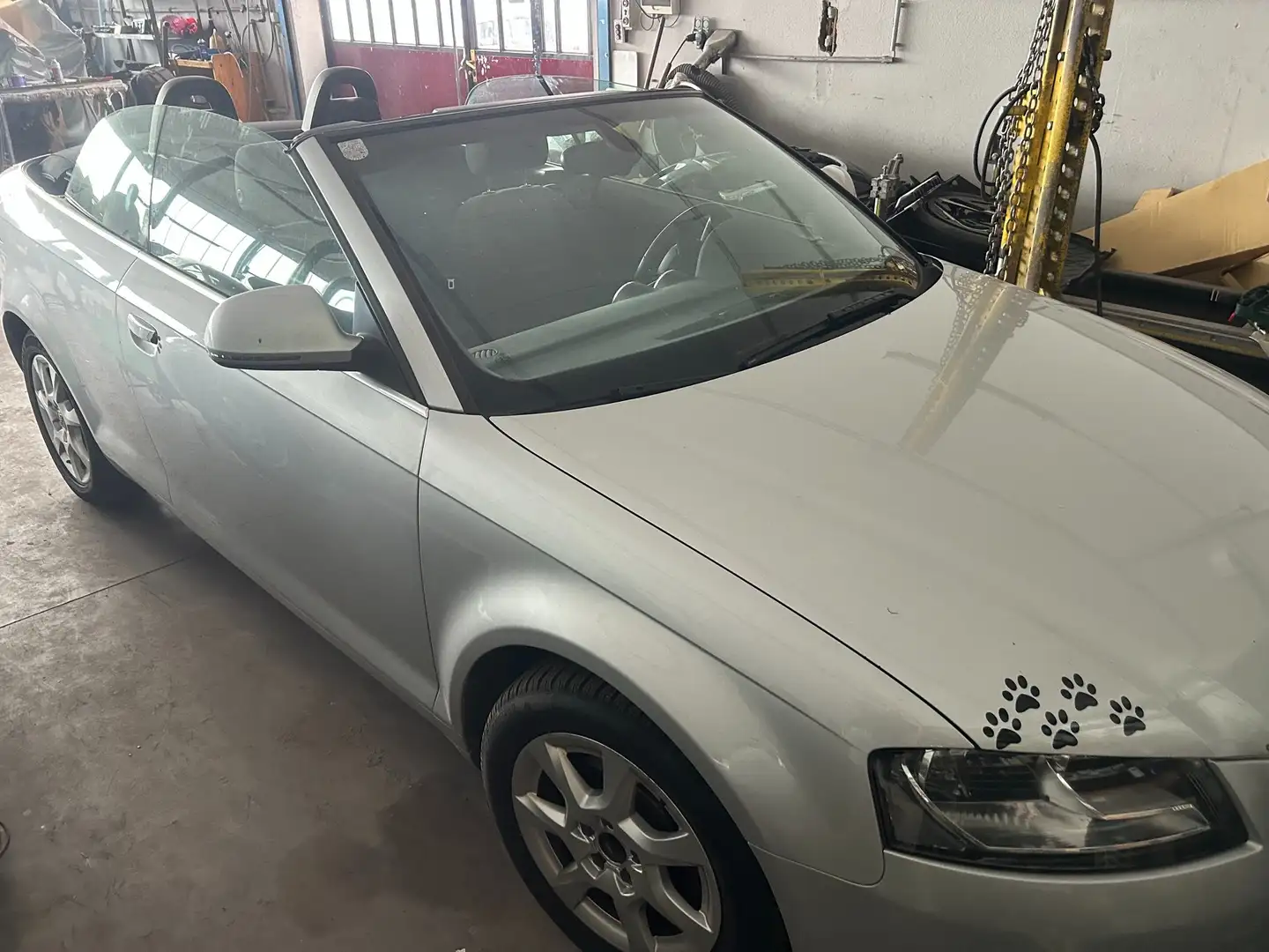 Audi A3 Attraction Grau - 2