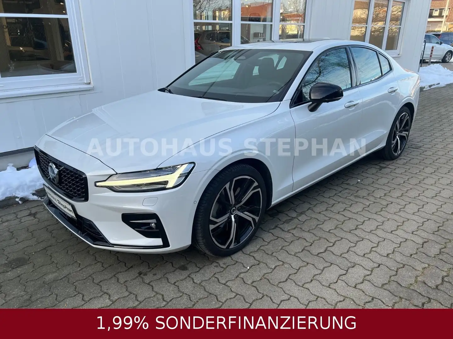Volvo S60 B5 AWD Automatik ULTIMATE DARK AHK -39% Weiß - 1