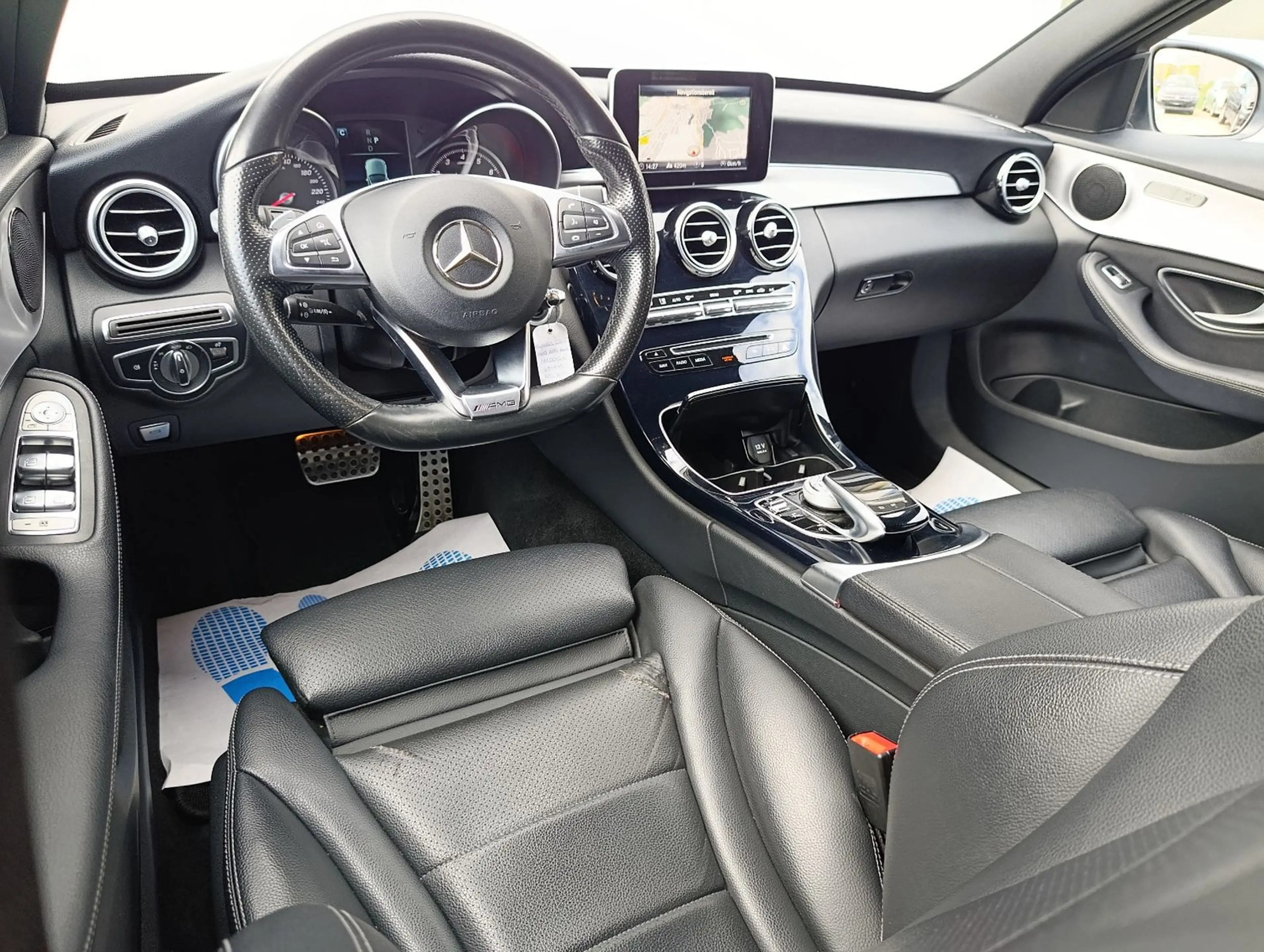Mercedes-Benz C 200 T-Modell AMG Vollleder PDC SHZ LED Tempo. — photo 14