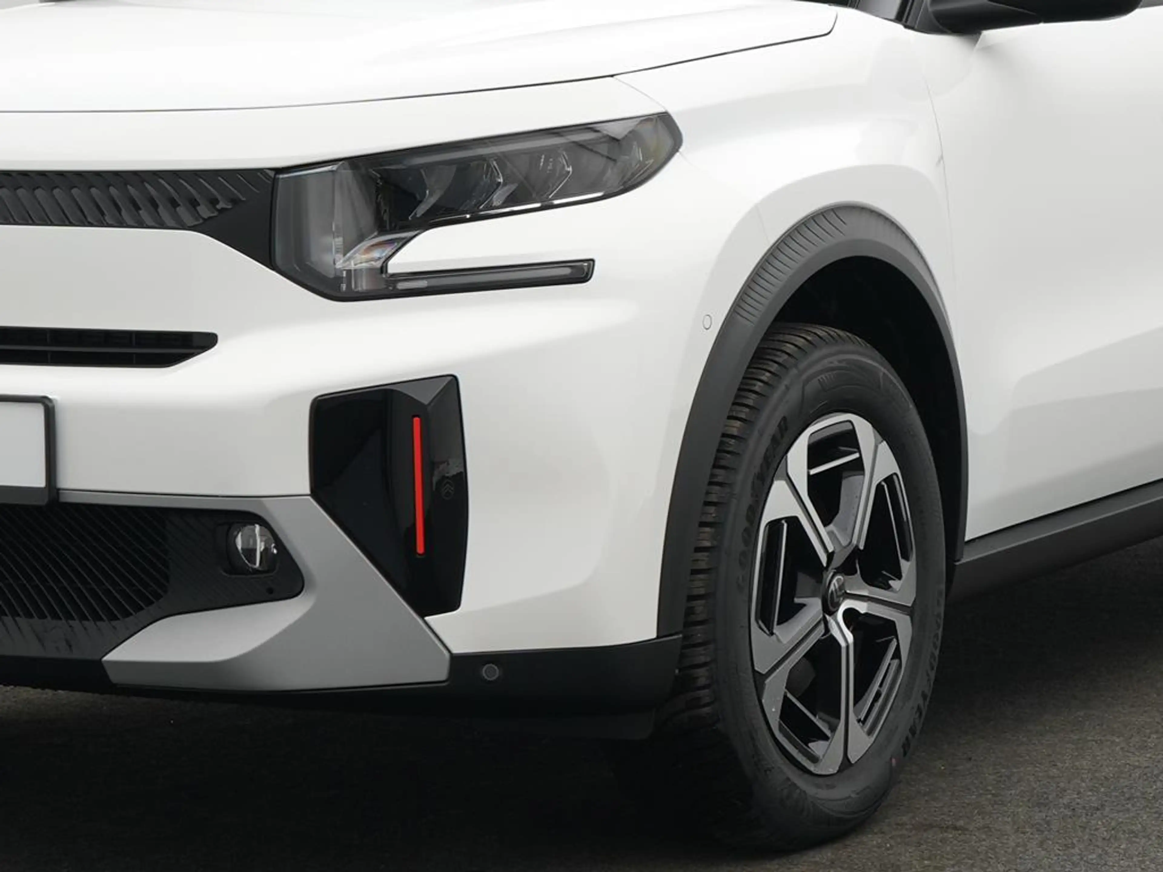 Citroen C3 Aircross Hybrid 145 Doppelkupplung 6-Gang MAX — photo 10