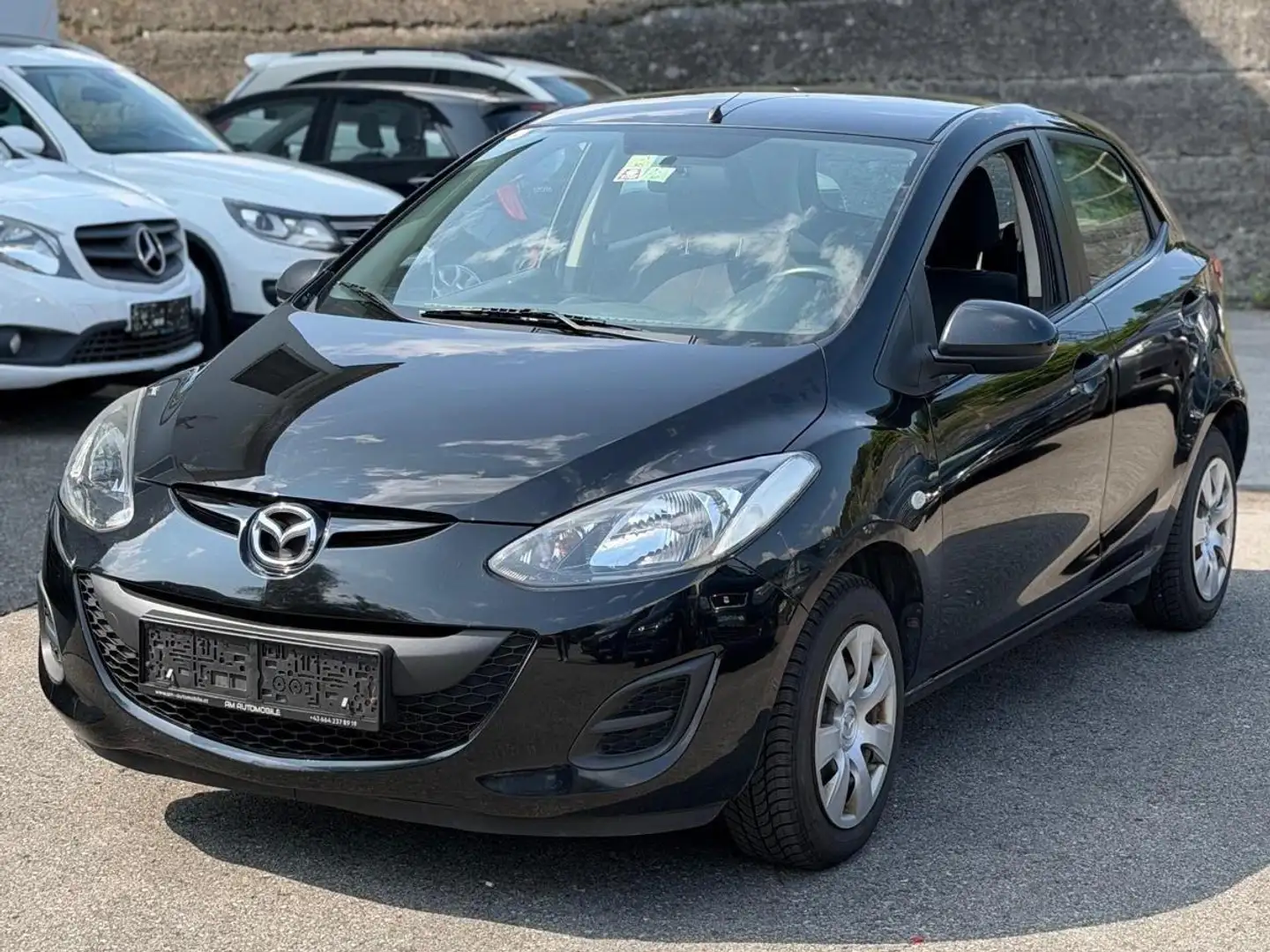 Mazda 2 Mazda 2 1,3i CE Pro CE Pro Schwarz - 2