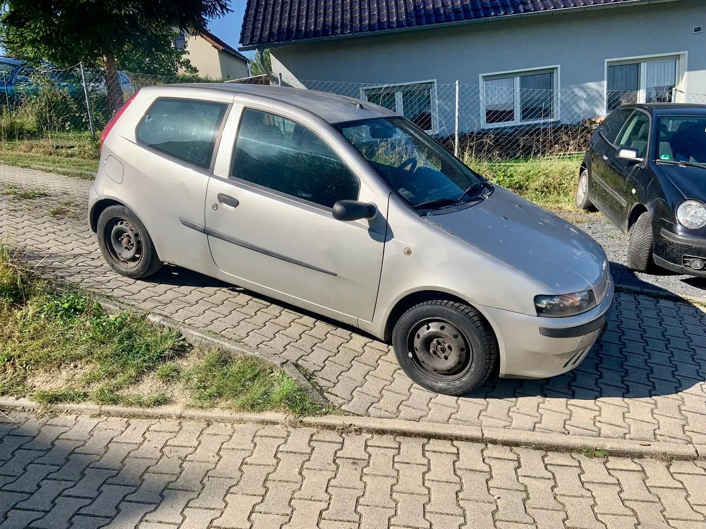 Fiat Punto 1.2 16V Dynamic / TÜV 01/26 Silber - 1