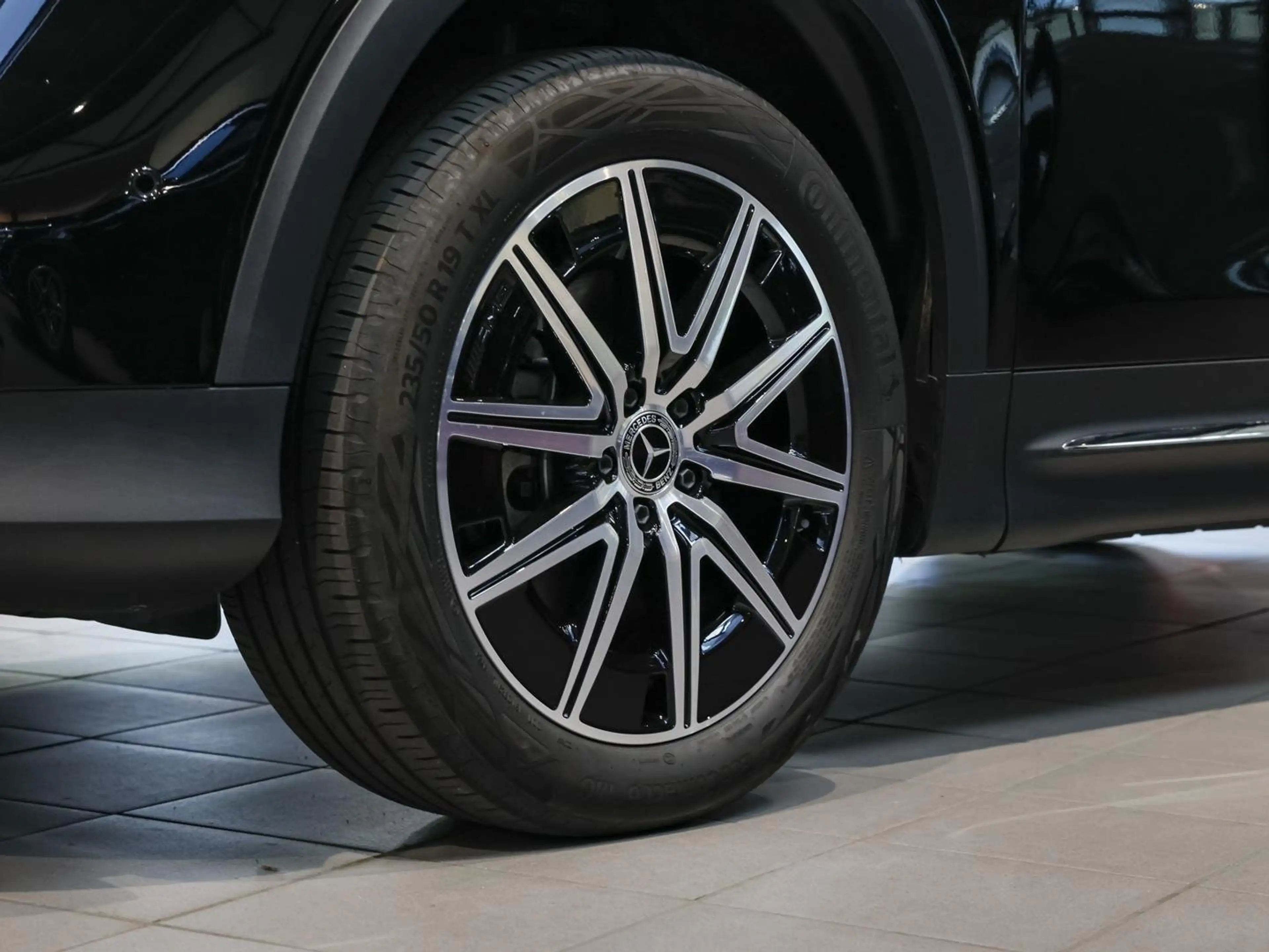 Mercedes-Benz EQB 300 4M Progressive Advanced Totwinkel AHK — photo 8