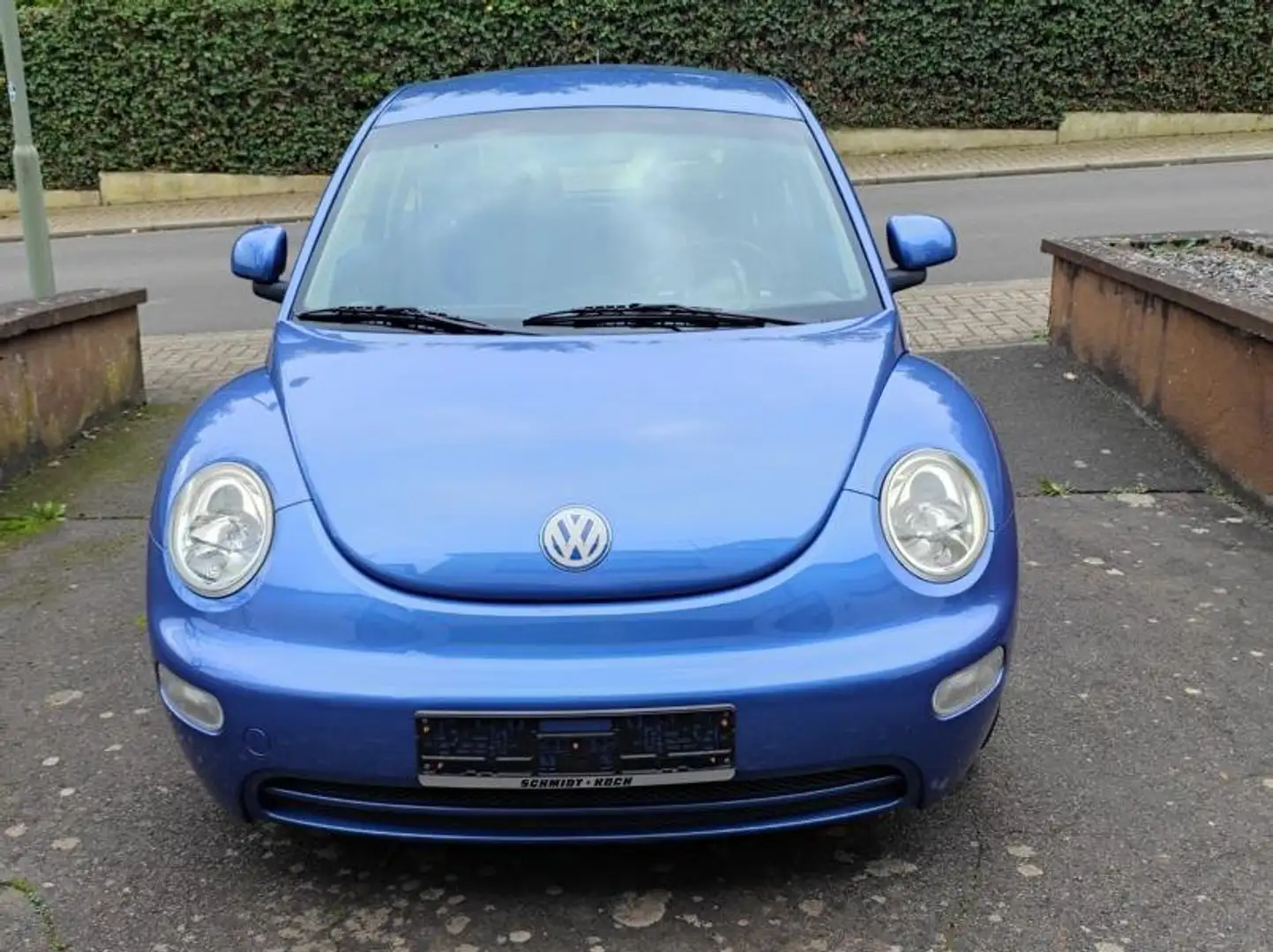 Volkswagen New Beetle 2.0 Highline Blau - 2