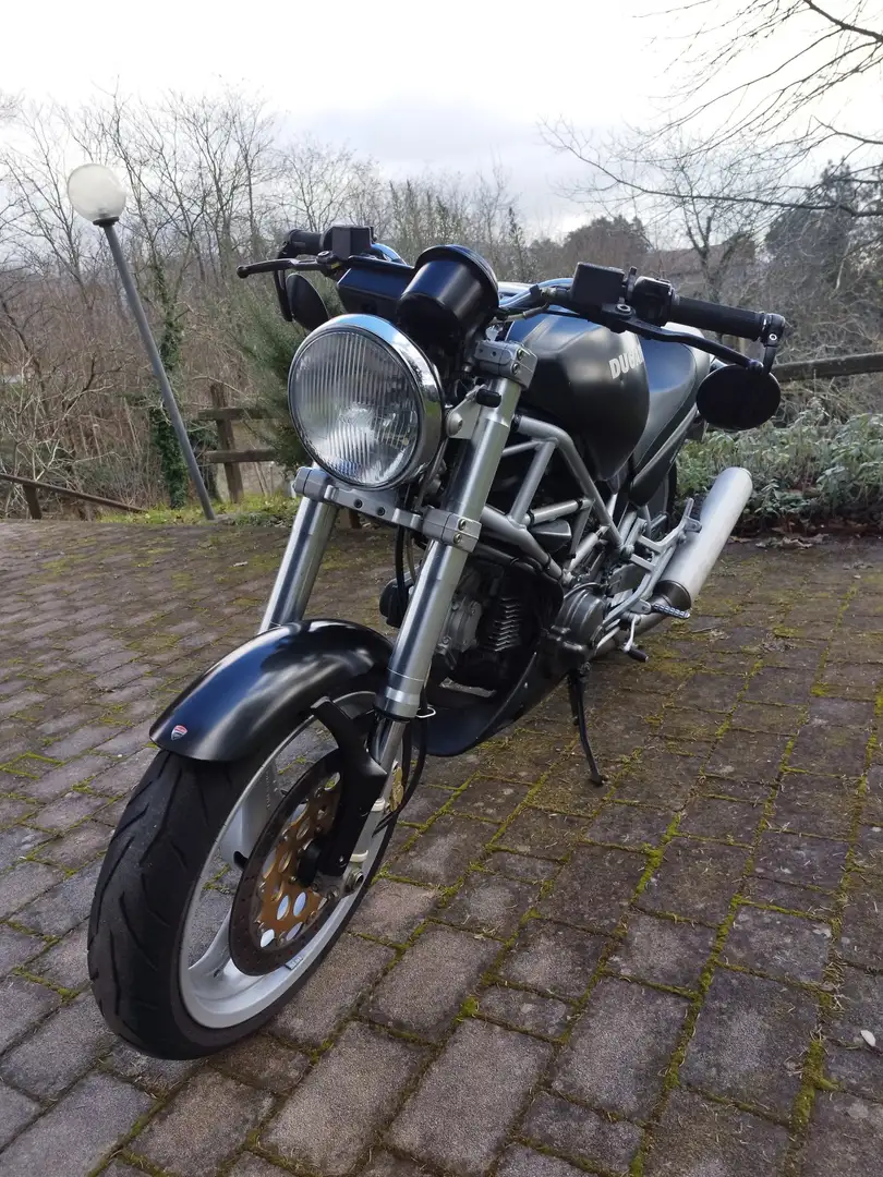 Ducati Monster 600 Schwarz - 2
