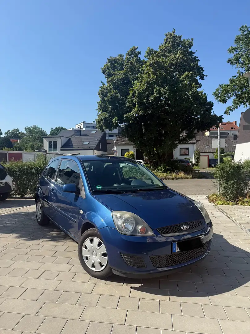 Ford Fiesta 1.3*TÜV NEU*KLIMA*SPARSAM*WENIG KM*TOP* Blau - 1
