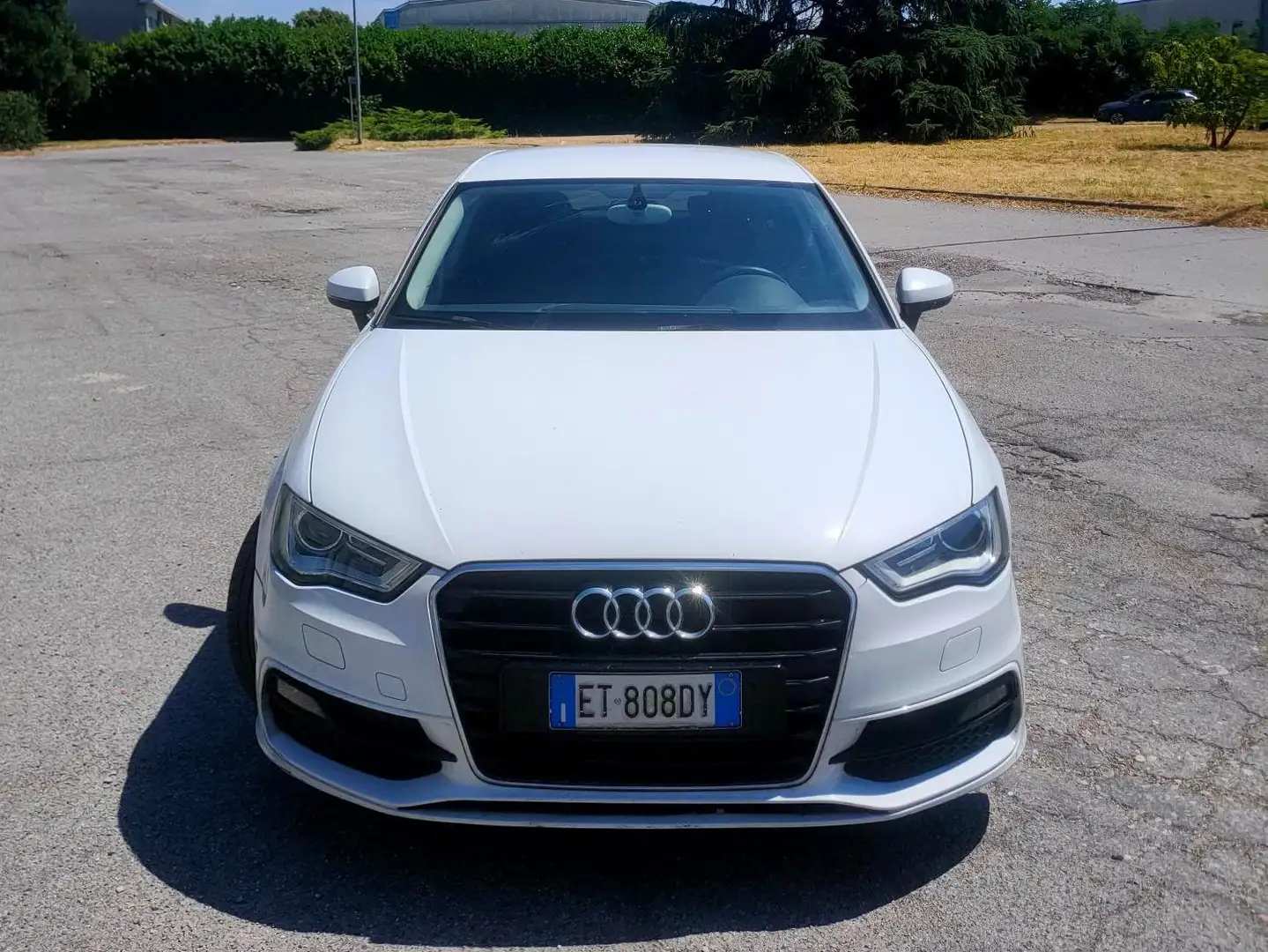 Audi A3 S line 1.6 tdi Ambition s-tronic Bianco - 2