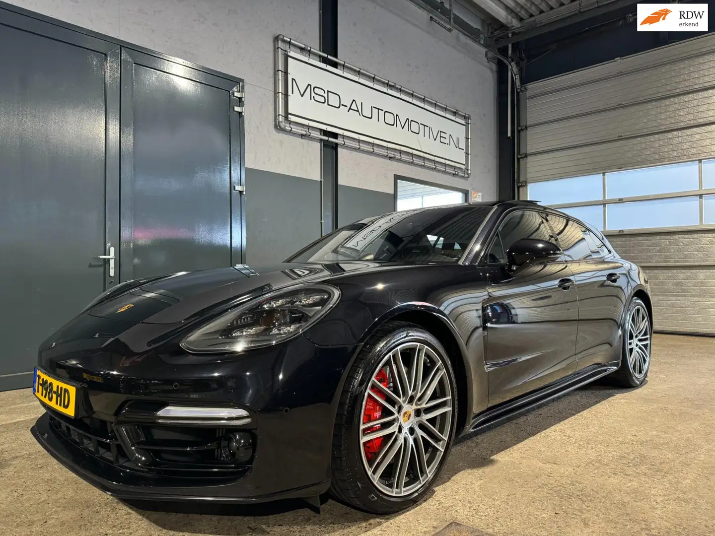 Porsche Panamera Sport Turismo 2.9 4 E-Hybrid PDLS/CARBON PACK/BLAC Zwart - 1