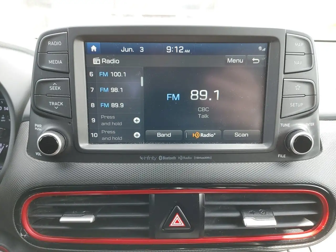 Hyundai KONA снимка Hyundai KONA