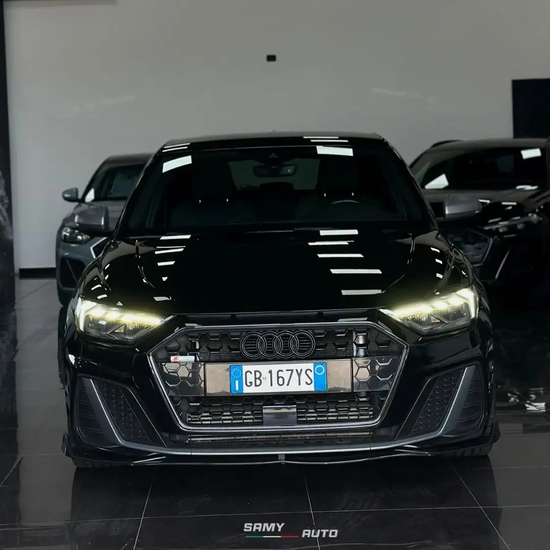 Audi A1 Sportback 40 2.0 tfsi Identity Black 200cv Negro - 1