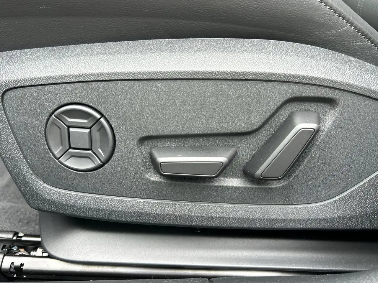Audi A6 снимка Audi A6