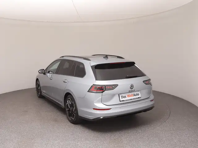 Volkswagen Golf view 6