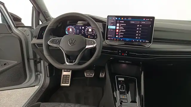Volkswagen Golf view 12