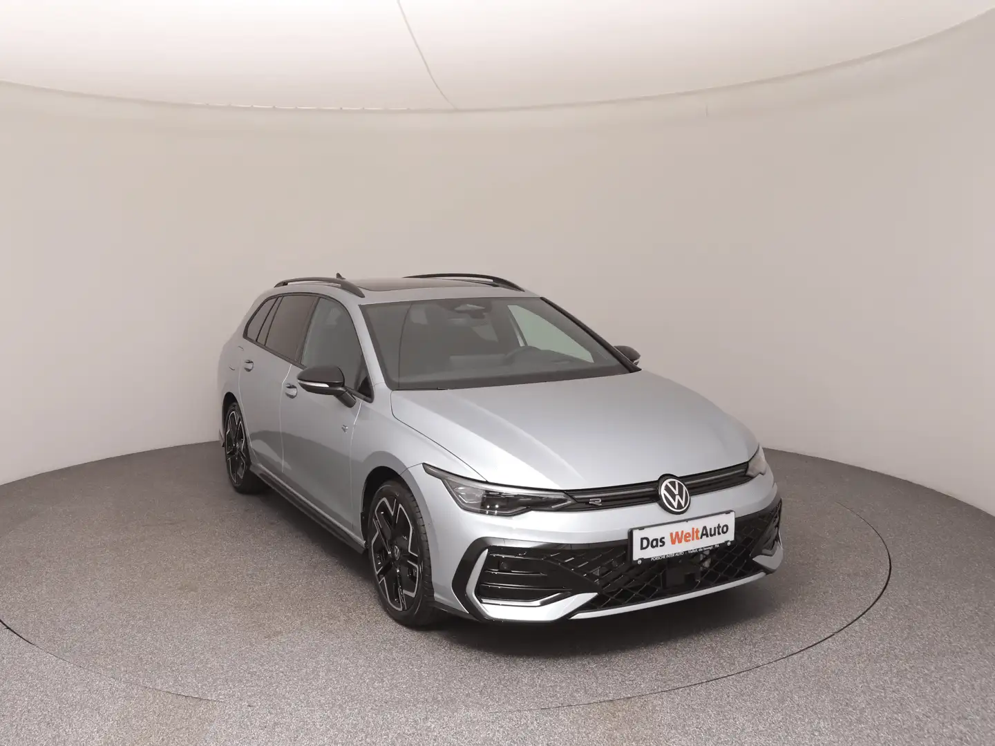 Volkswagen Golf Variant Sport mHeV DSG Silber - 2