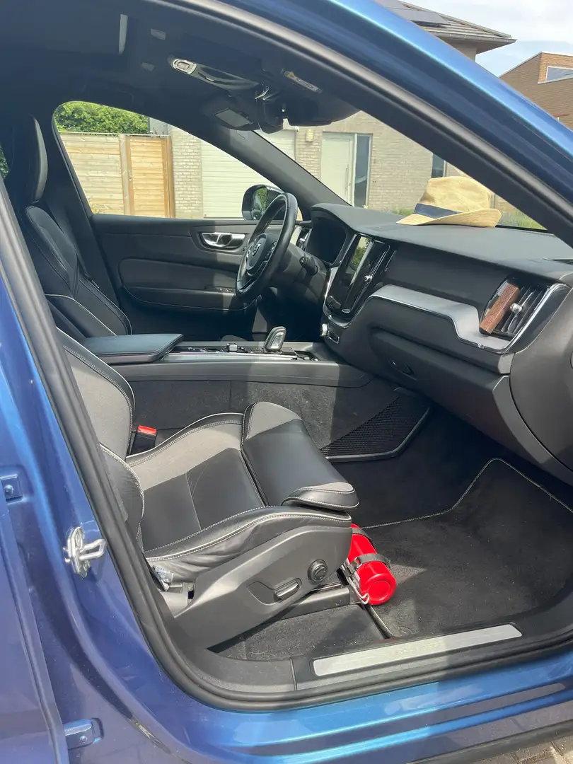 Volvo XC60 XC60+T8+AWD+Recharge+Geartronic+RDesign Blauw - 2