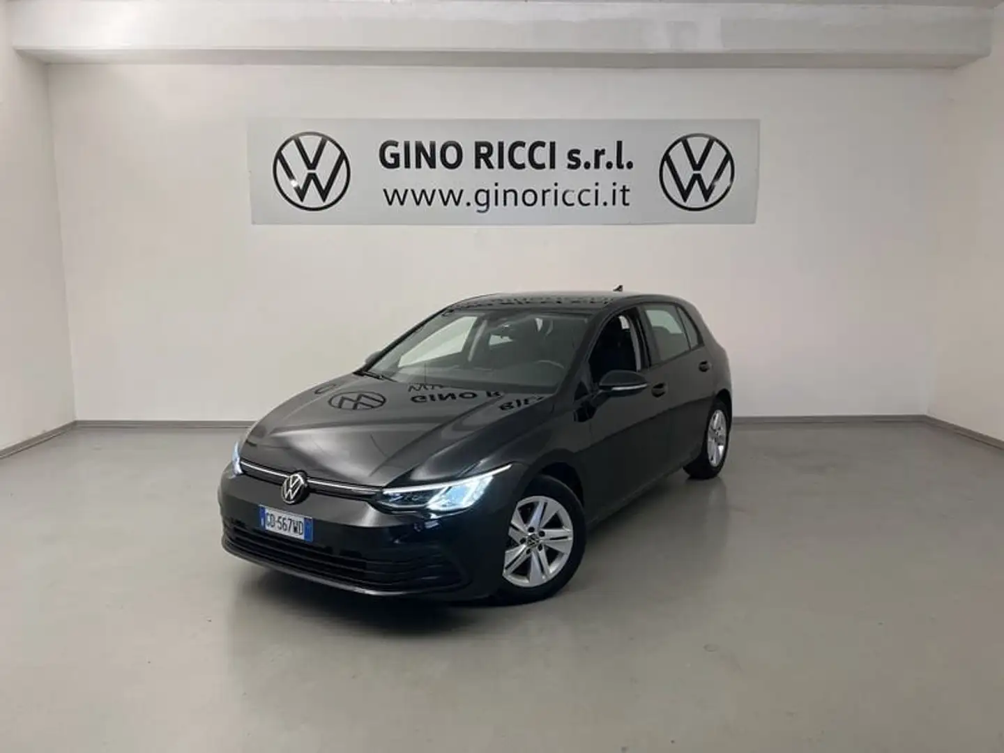 Volkswagen Golf 1.5 eTSI 150CV EVO DSG Life Negro - 1