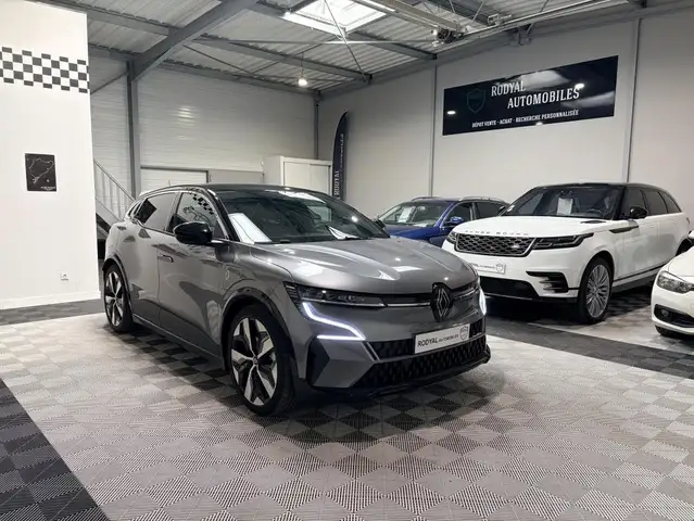 Renault Megane E-TECH EV60 220 cv Boîte auto ICONIC