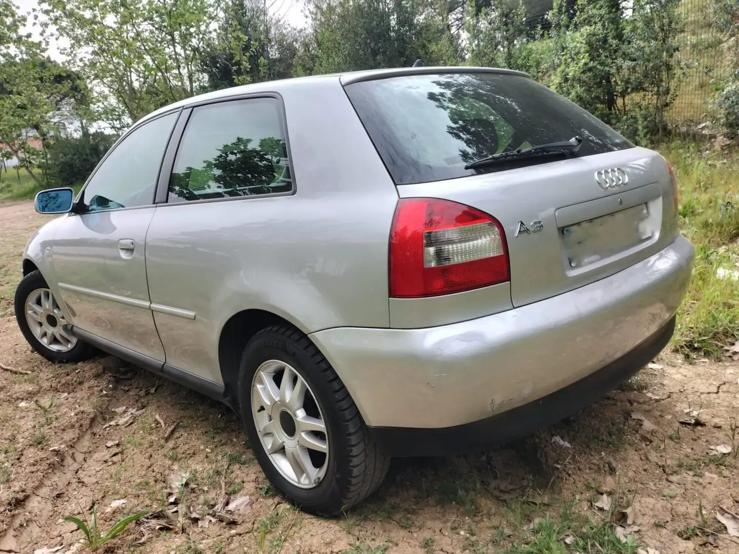 Audi A3 A3 1.6 Attraction Attraction Plateado - 2