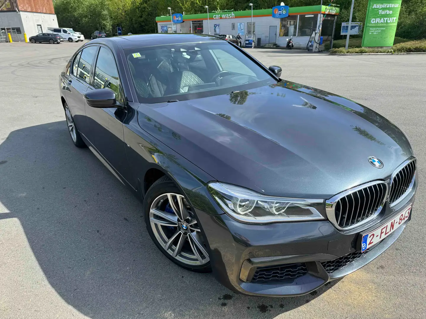 BMW 750 750d xDrive Grijs - 2
