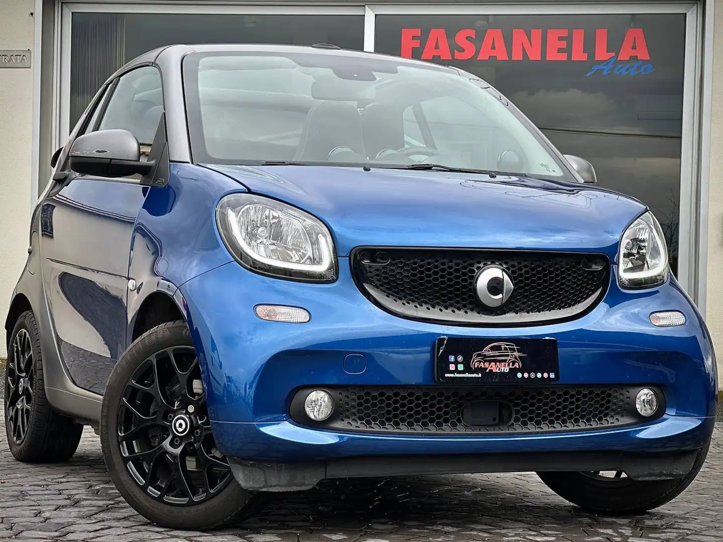 smart forTwo CABRIO 0.9 SUPERPASSION 90cv TWINAMIC - GARANZIA Bleu - 1