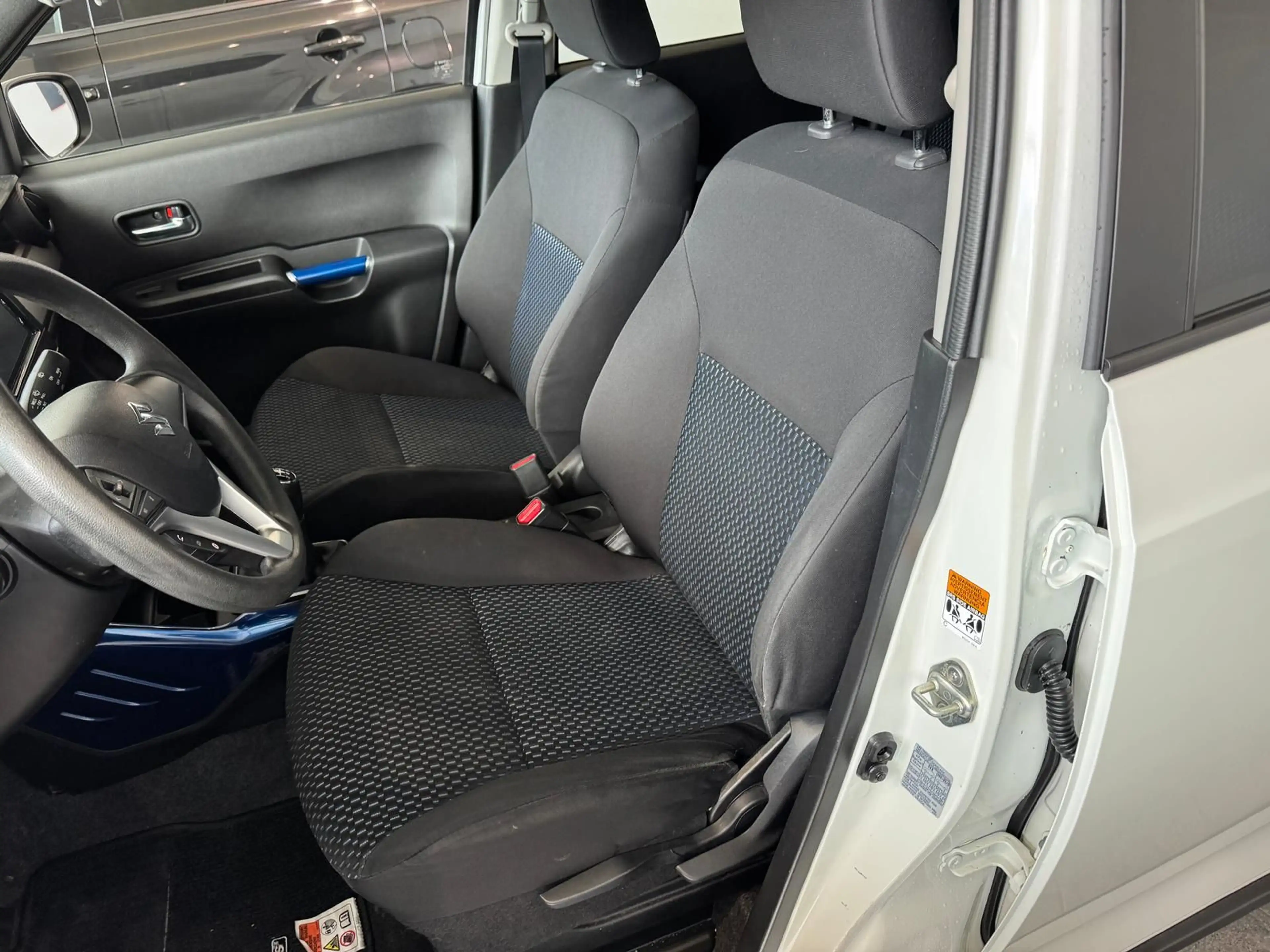 Suzuki Ignis 1.2 Hybrid 4x4 Comfort + Garantie — photo 11