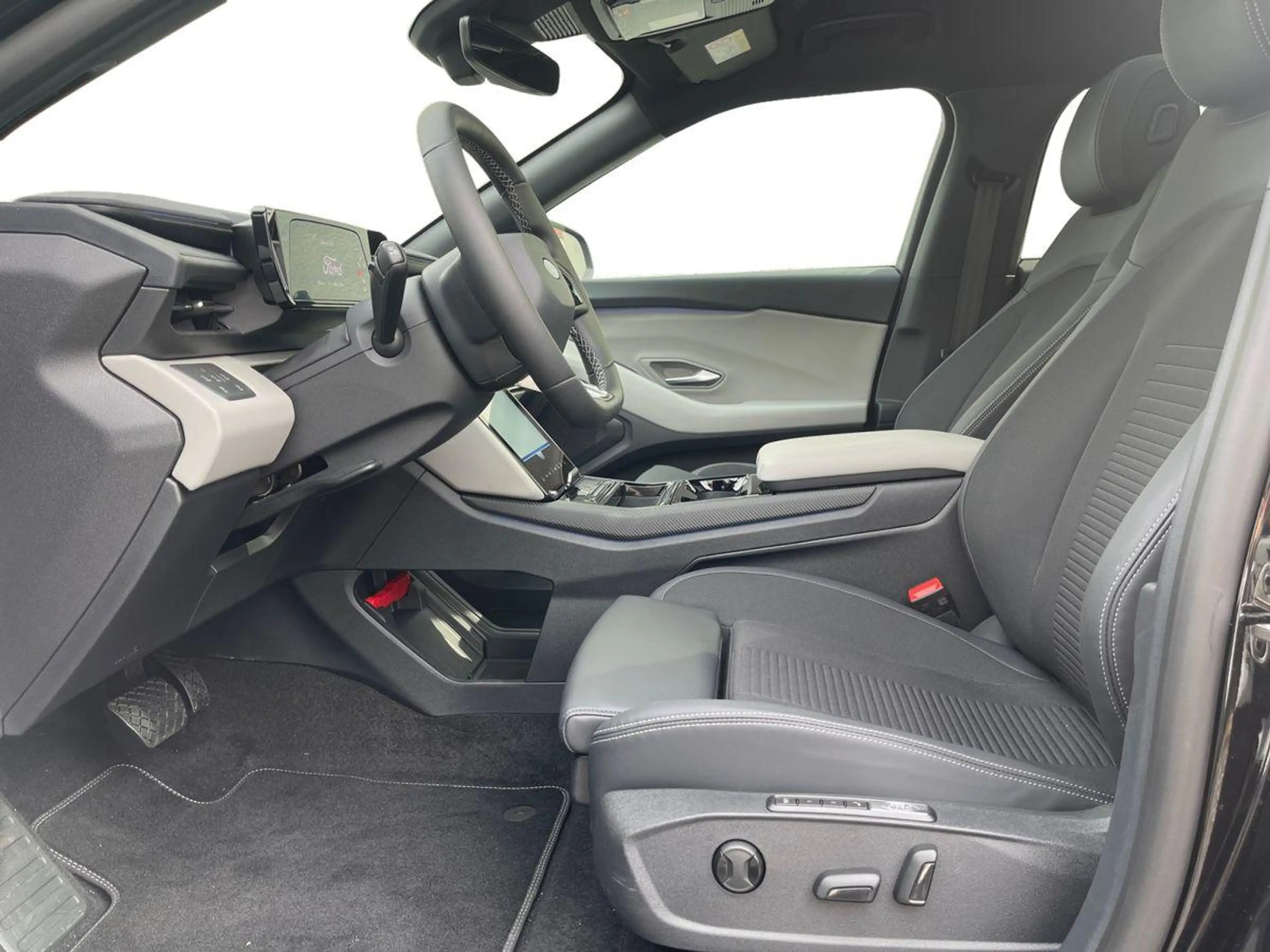 Ford Capri 250 kW Dual-Motor AWD Premium - Pano*HUD — photo 7