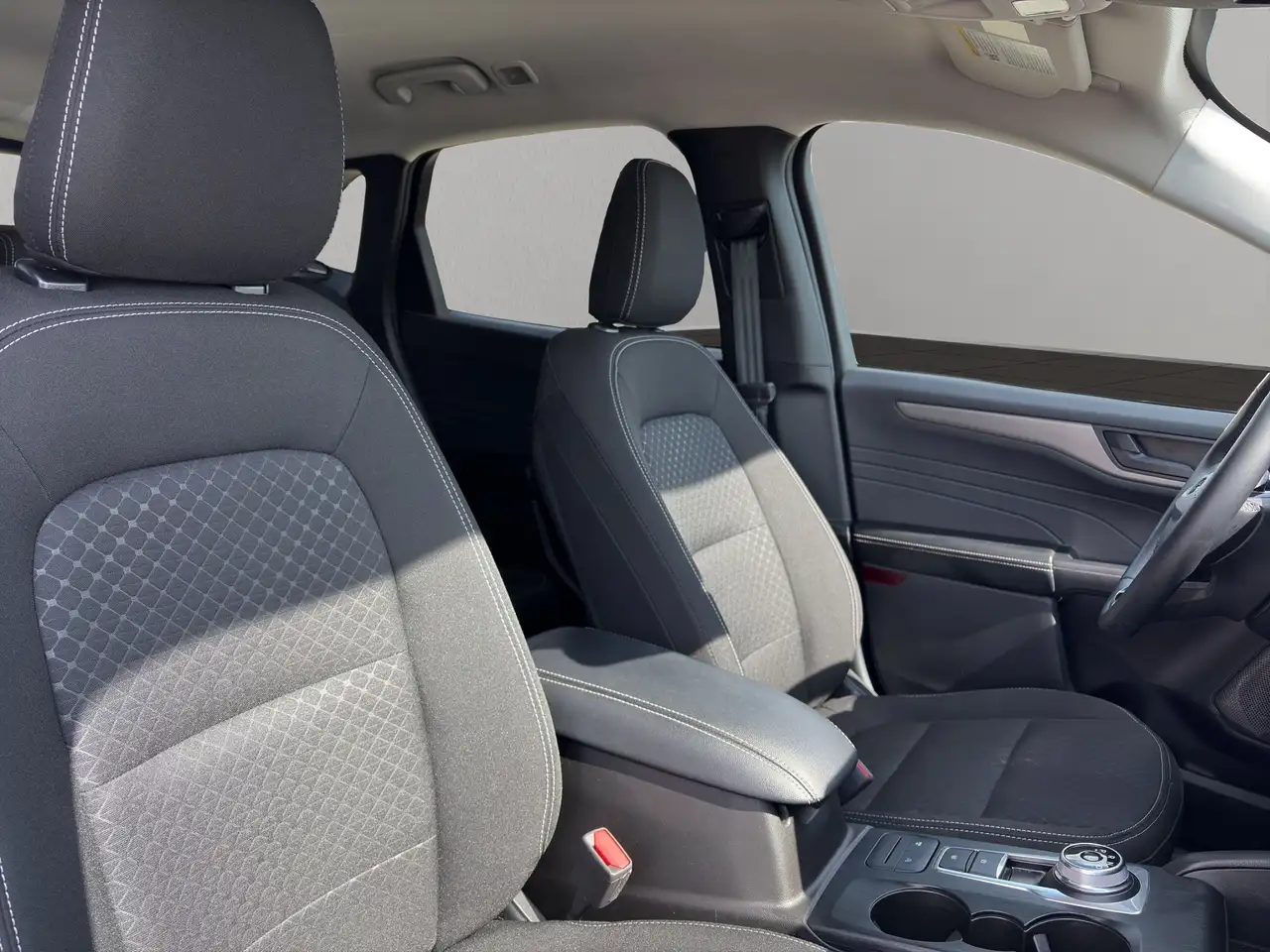 Ford Escape снимка Ford Escape